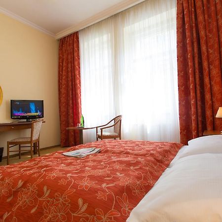Galerie Royale Hotel Prague Ngoại thất bức ảnh
