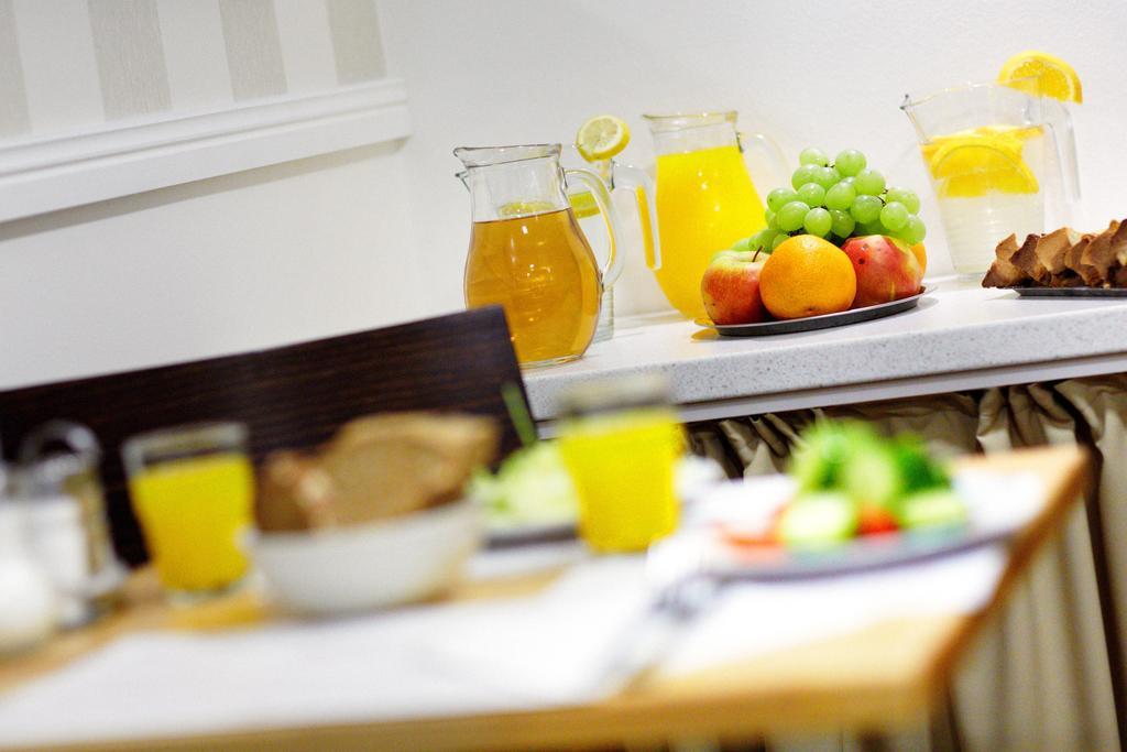 Galerie Royale Hotel Prague Ngoại thất bức ảnh