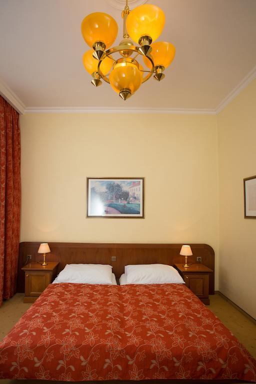 Galerie Royale Hotel Prague Ngoại thất bức ảnh