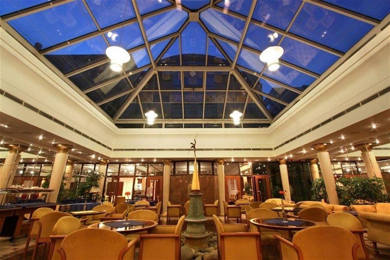 Galerie Royale Hotel Prague Ngoại thất bức ảnh