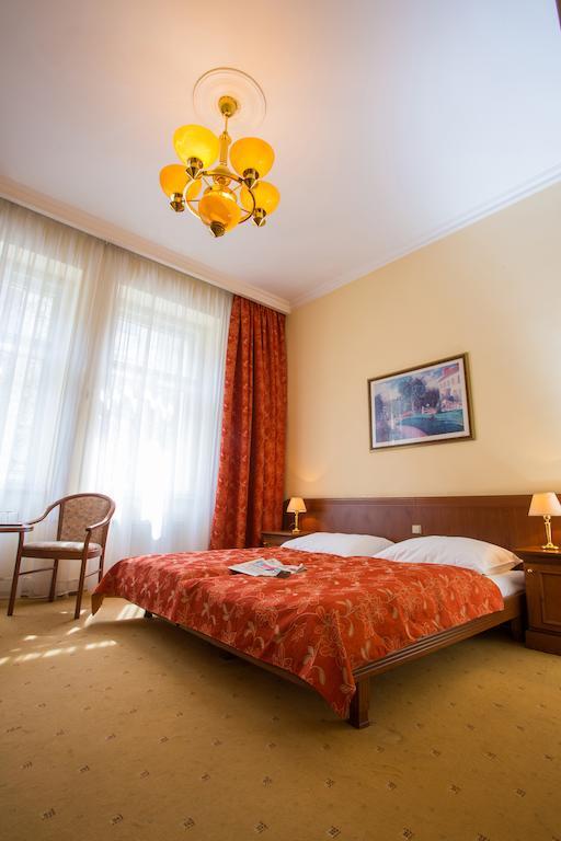 Galerie Royale Hotel Prague Ngoại thất bức ảnh