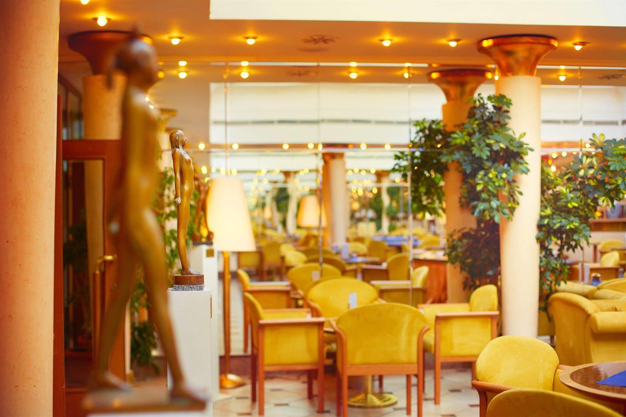 Galerie Royale Hotel Prague Ngoại thất bức ảnh