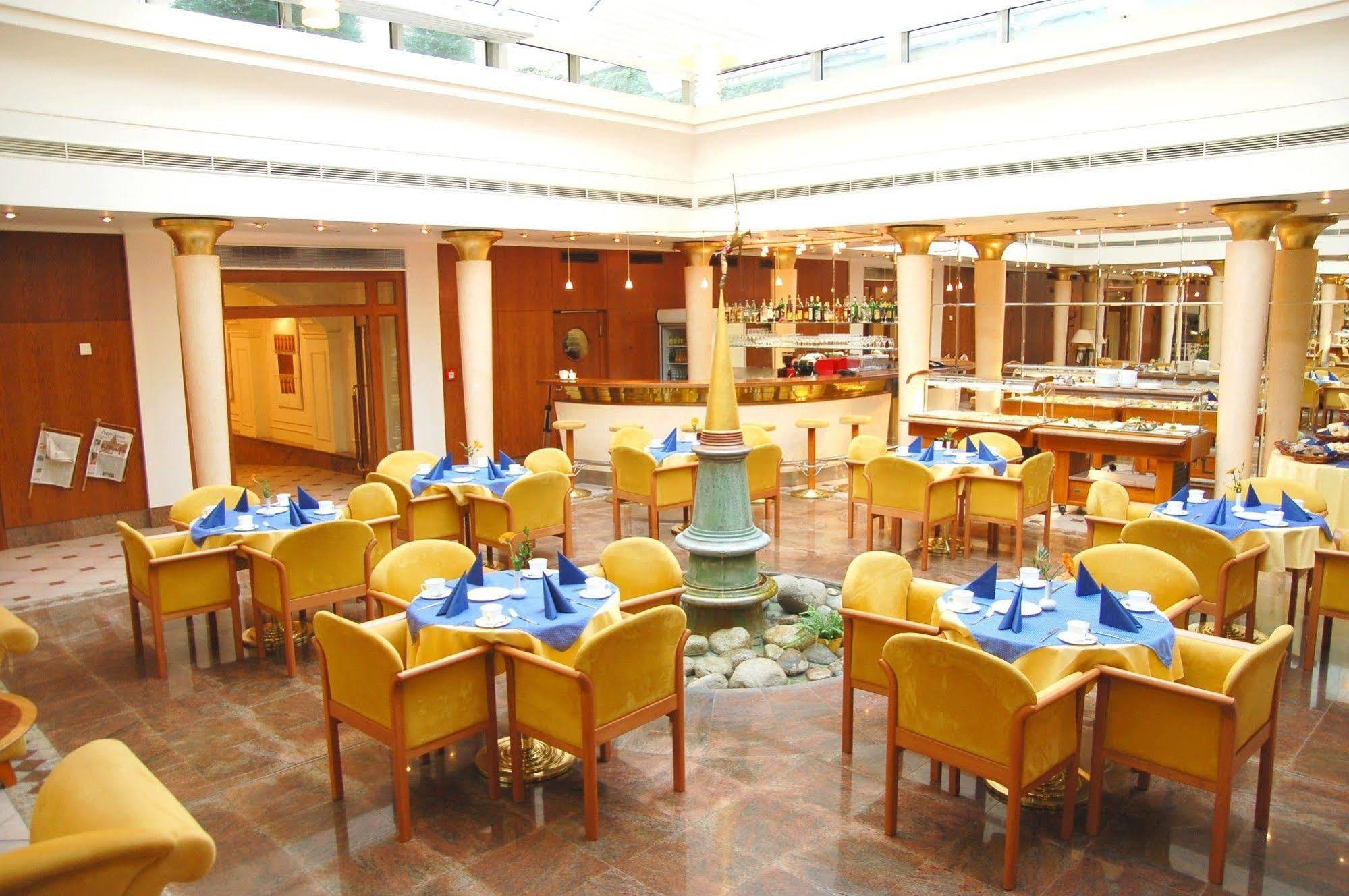 Galerie Royale Hotel Prague Ngoại thất bức ảnh