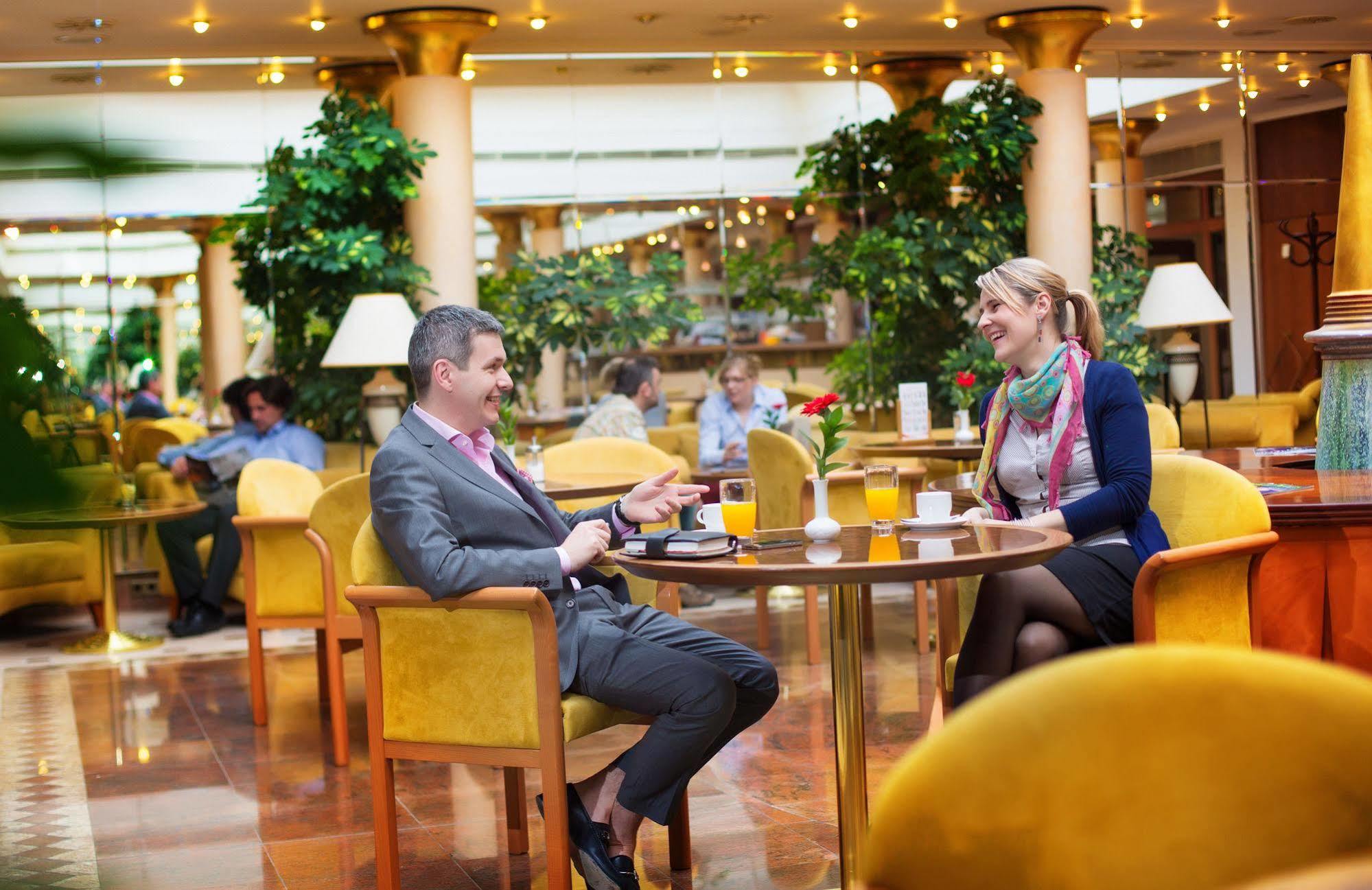 Galerie Royale Hotel Prague Ngoại thất bức ảnh
