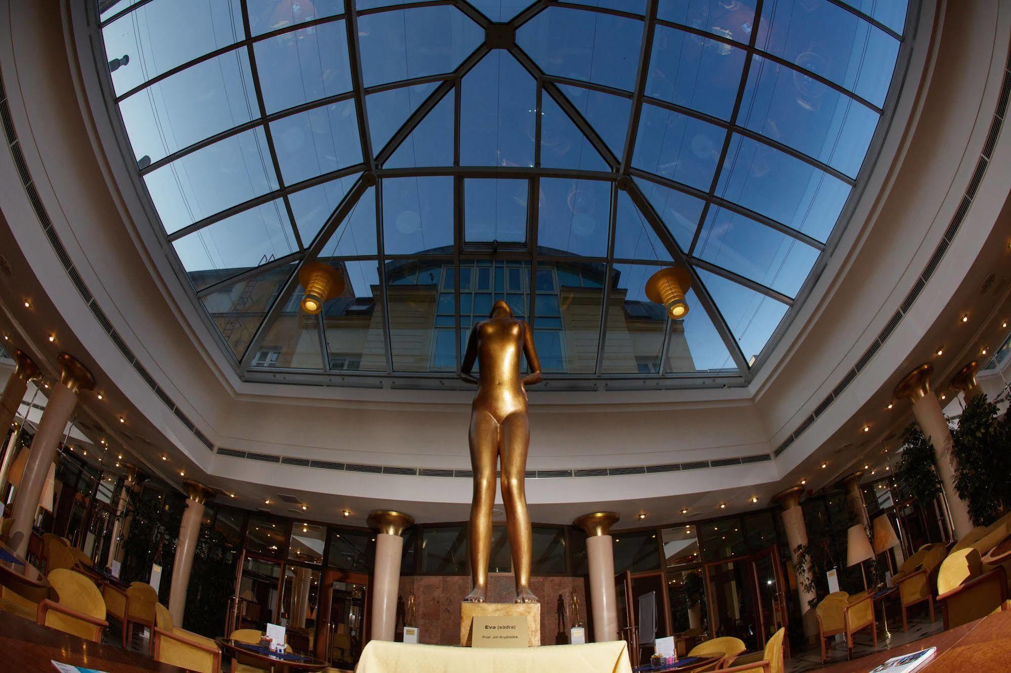 Galerie Royale Hotel Prague Ngoại thất bức ảnh